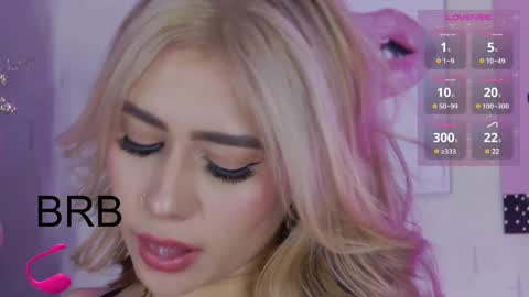 Snapshot of lucyrouse18 chatting on February 20, 1:36 am Lucy online show from February 20, 1:36 am