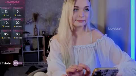 Lucy online show from October 31, 3:24 pm