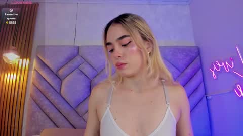 Lucy Vega online show from December 18, 12:07 pm