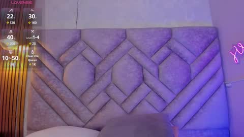 Lucy Vega online show from December 20, 2:38 pm