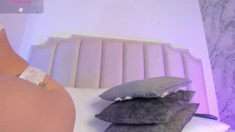 Lucy Vega online show from January 8, 7:03 am