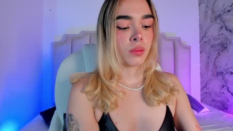 Lucy Vega online show from January 21, 4:21 am