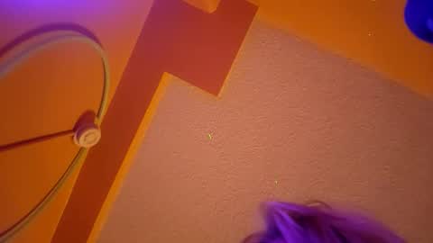 Lucy Vybes and Go-Gert online show from November 26, 10:27 am