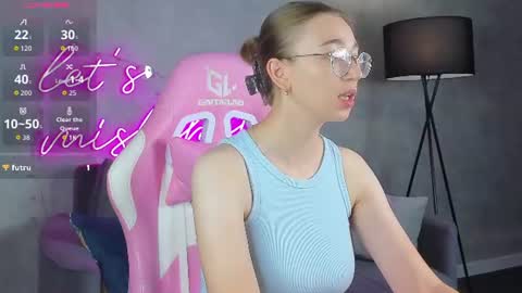 Lucy online show from July 5, 12:39 am