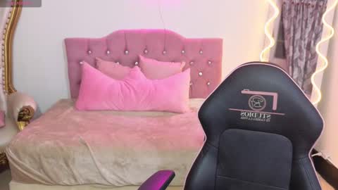 ludo_kitty_tay online show from October 16, 3:29 am