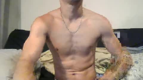 Snapshot of luffyman20 chatting on July 12, 12:40 pm luffyman20 online show from July 12, 12:40 pm