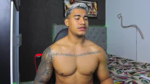 Luigi Independent model online show from February 17, 2:24 pm