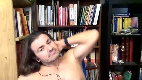 Snapshot of luigijohn chatting on October 23, 2:11 am LUIGIJOHN online show from October 23, 2:11 am