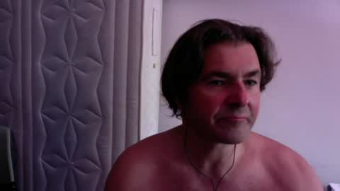 Snapshot of luigijohn chatting on July 19, 12:09 pm LUIGIJOHN online show from July 19, 12:09 pm