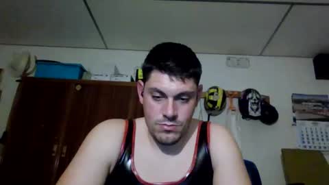 A slave to the mistress.. un esclavo para las amas dominantes. online show from November 18, 11:48 pm