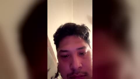 Snapshot of luis5758 chatting on December 22, 5:26 am luis5758 online show from December 22, 5:26 am