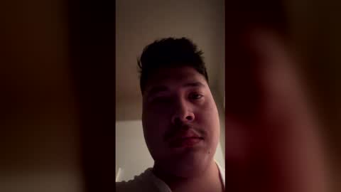 Snapshot of luis5758 chatting on March 6, 11:17 am luis5758 online show from March 6, 11:17 am