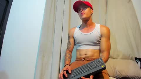 Luis AS online show from February 15, 2:47 am