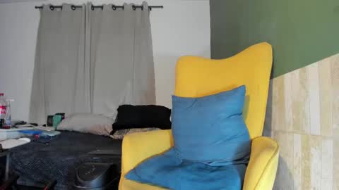 Luis AS online show from February 21, 2:38 pm