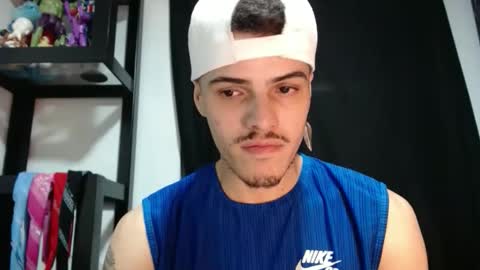 Luis AS online show from November 11, 1:27 am