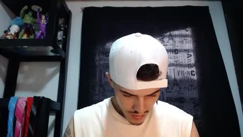 Luis AS online show from November 11, 1:33 pm