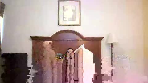 Snapshot of luis_flr chatting on April 20, 12:57 am luis_flr online show from April 20, 12:57 am