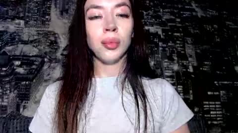 Snapshot of luisa_domina chatting on July 19, 3:27 pm luisa lovedom online show from July 19, 3:27 pm