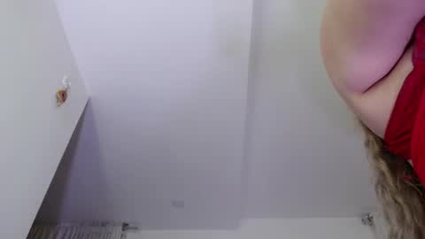 Snapshot of luisaelizaa__ chatting on July 1, 11:23 am Luisa online show from July 1, 11:23 am