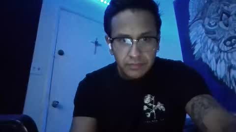 Snapshot of luisjg24hrs chatting on May 5, 10:45 am luisjg24hrs online show from May 5, 10:45 am