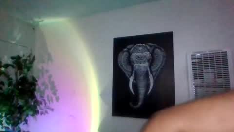 Snapshot of luisjg24hrs chatting on August 9, 7:19 pm luisjg24hrs online show from August 9, 7:19 pm