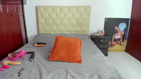 Snapshot of luissa_s1 chatting on April 18, 1:04 pm Luissa online show from April 18, 1:04 pm