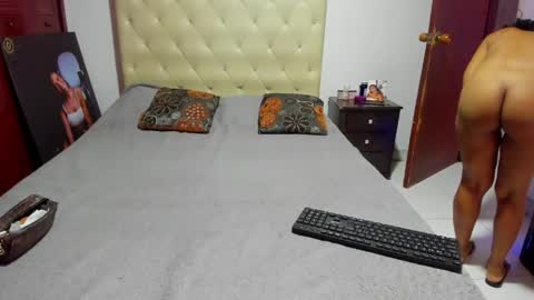 Snapshot of luissa_s1 chatting on April 30, 12:11 pm Luissa online show from April 30, 12:11 pm