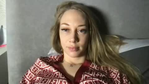 Snapshot of luiva13 chatting on February 25, 8:19 pm luiva13 online show from February 25, 8:19 pm