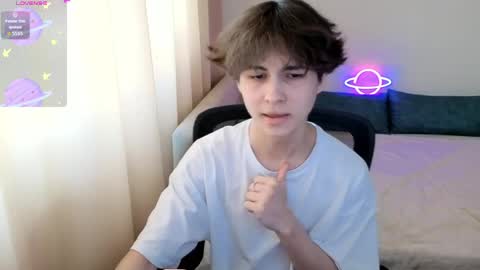 lukahayes online show from April 2, 4:04 pm