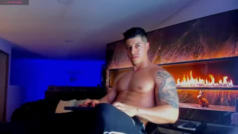 Snapshot of lukas_green1 chatting on April 21, 1:42 am Lukas Green online show from April 21, 1:42 am