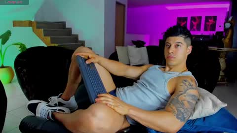 Snapshot of lukas_green1 chatting on June 19, 5:50 pm Lukas Green online show from June 19, 5:50 pm