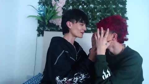 Snapshot of lukasandselena chatting on November 11, 2:55 am lukasandselena online show from November 11, 2:55 am