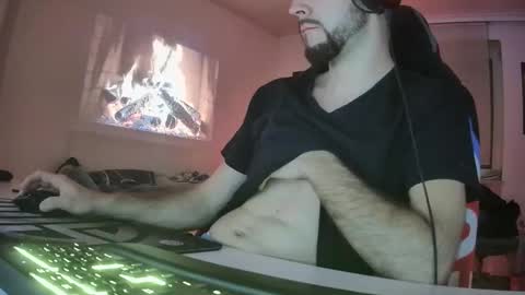 lukasschoetz online show from March 15, 7:20 pm