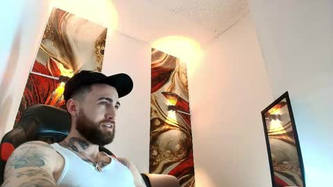 LUKE online show from April 24, 1:02 pm