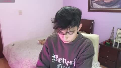 lukeboyce online show from November 27, 2:24 am