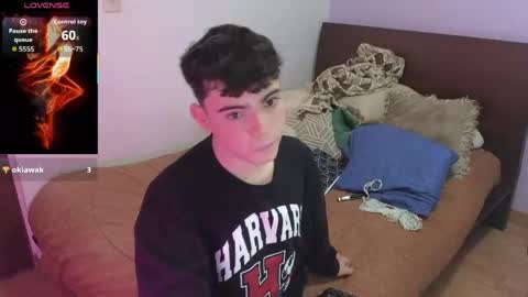 lukeboyce online show from May 19, 1:56 am
