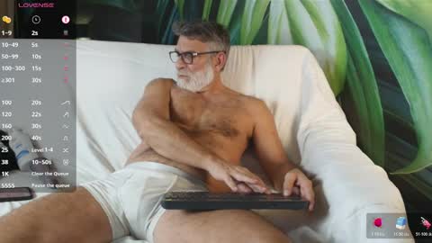 Luke Crews online show from March 19, 6:45 pm