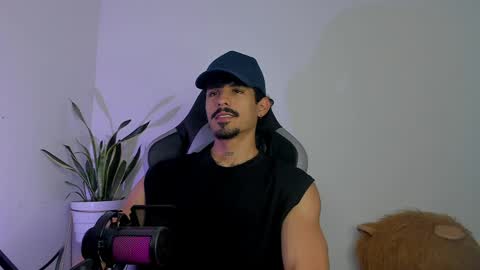 Luke Taylor online show from April 10, 12:54 pm