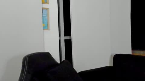 Snapshot of lukeglanton17 chatting on October 4, 1:03 am Luke online show from October 4, 1:03 am