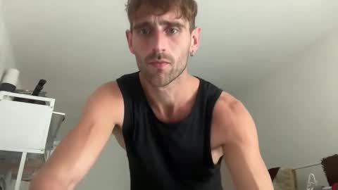 MR. Luke Gunn online show from December 17, 2:44 am