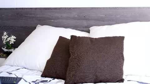 Lukhas f4f online show from October 26, 6:25 pm