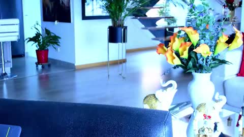 Lukhas f4f online show from March 25, 5:19 pm