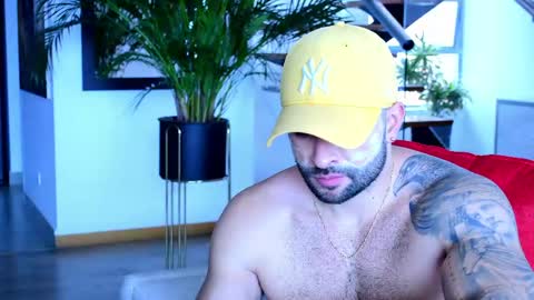 Snapshot of lukhass chatting on April 22, 5:47 pm Lukhas f4f online show from April 22, 5:47 pm