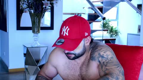 Snapshot of lukhass chatting on May 28, 4:15 pm Lukhas f4f online show from May 28, 4:15 pm