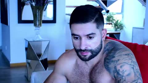 Snapshot of lukhass chatting on June 4, 6:36 pm Lukhas f4f online show from June 4, 6:36 pm