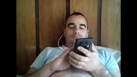 Snapshot of lukixxxx chatting on November 5, 8:47 am lukixxxx online show from November 5, 8:47 am