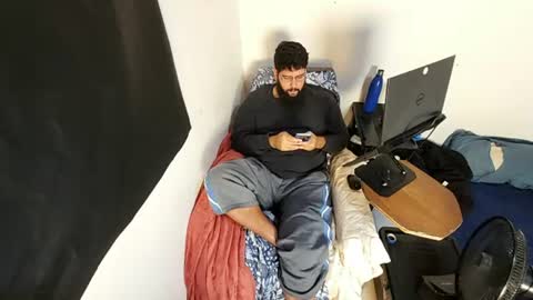 Snapshot of luksmen1 chatting on June 28, 1:22 am lucifer online show from June 28, 1:22 am
