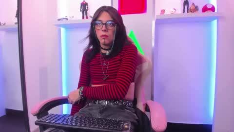 Cookie  online show from November 4, 12:15 pm