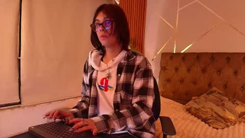 Cookie  online show from March 27, 5:35 am