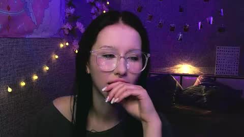 lullypopa online show from November 22, 2:05 pm